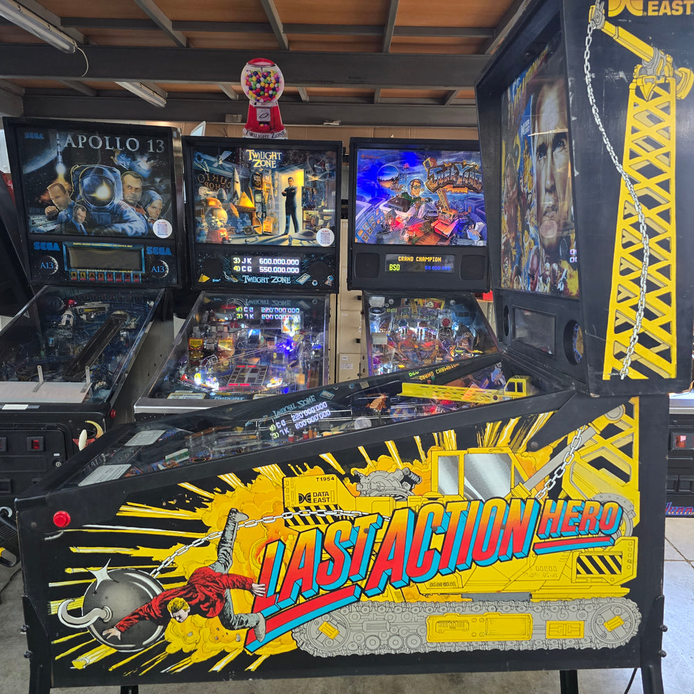 Ηλεκτρονικό παιχνίδι φλίπερ με κερμα