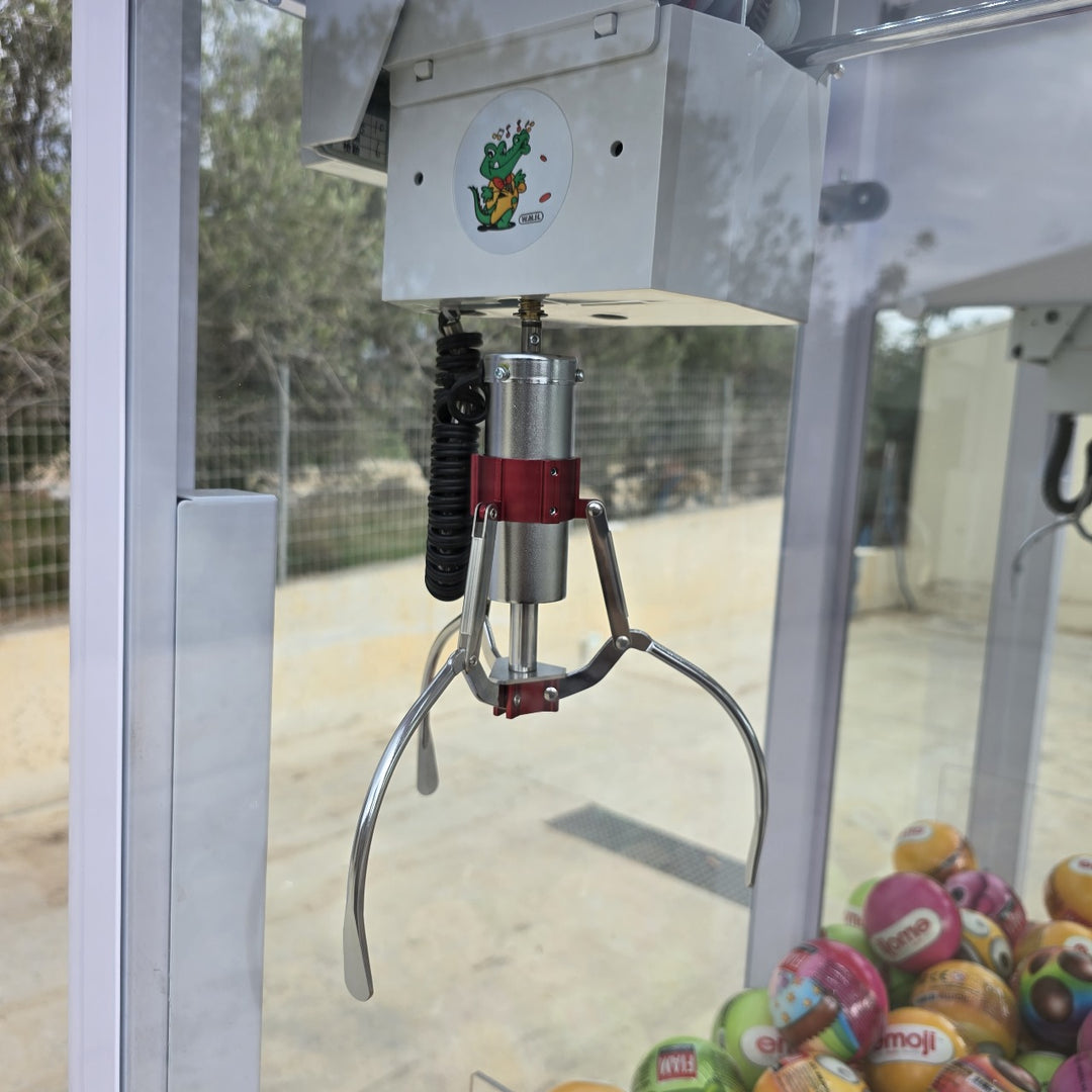 ρεαλιστική κοντική φωτογραφία για το μηχανισμό της δαγκάνας του shinning 2 crane