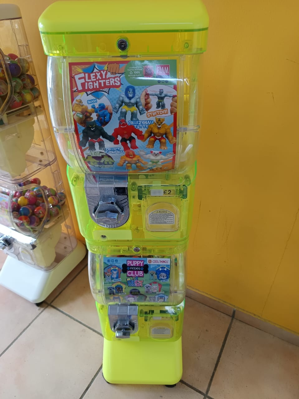 Αυτόματος πωλητής με μπαλάκια